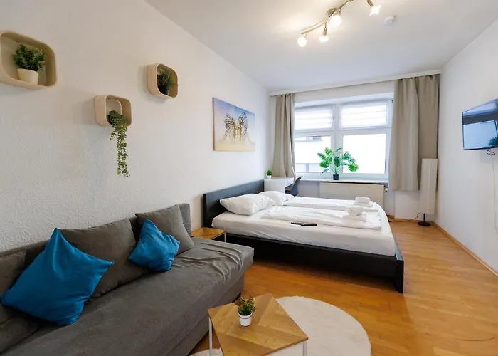 Helles Altbau-studio Nahe Yppenplatz & U6 * Vienna