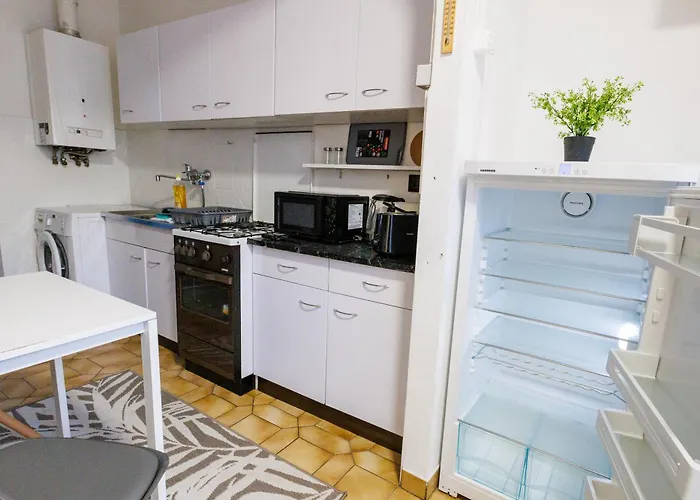 Helles Altbau-studio Nahe Yppenplatz & U6 Apartment Vienna