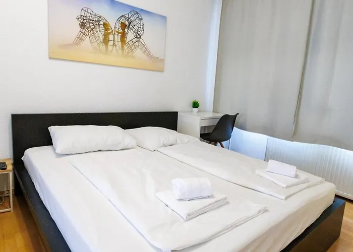 Helles Altbau-studio Nahe Yppenplatz & U6
