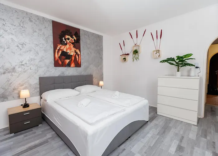 Helles Altbau-studio Nahe Yppenplatz & U6 Apartment