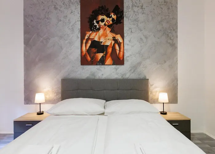 Helles Altbau-studio Nahe Yppenplatz & U6 * Vienna