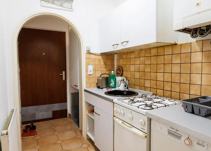 Helles Altbau-studio Nahe Yppenplatz & U6 Apartment