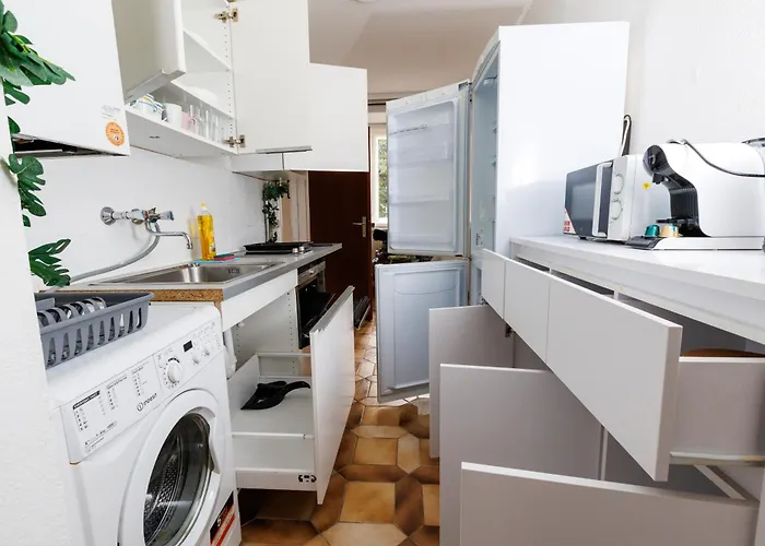Helles Altbau-studio Nahe Yppenplatz & U6 Vienna