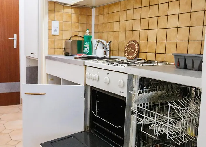 Helles Altbau-studio Nahe Yppenplatz & U6 Apartment