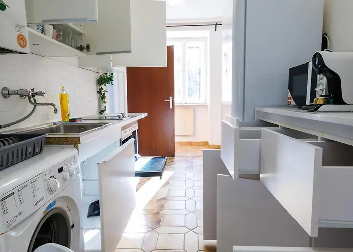 Helles Altbau-studio Nahe Yppenplatz & U6 Vienna