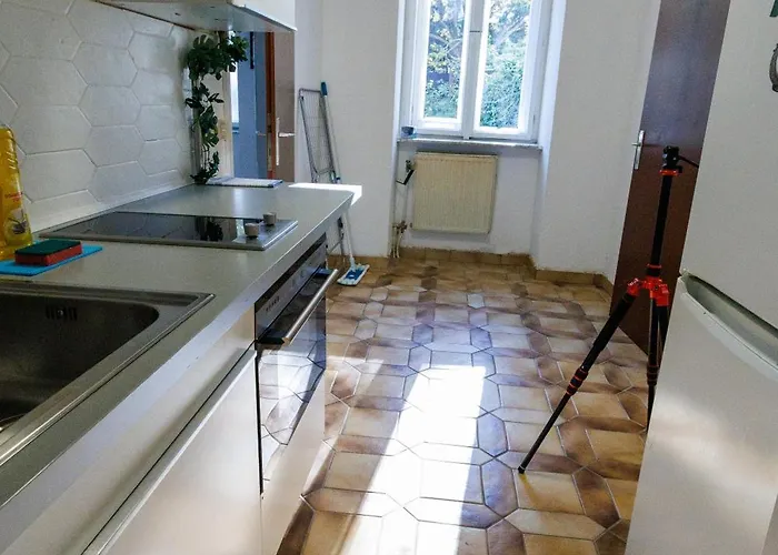 Helles Altbau-studio Nahe Yppenplatz & U6 *