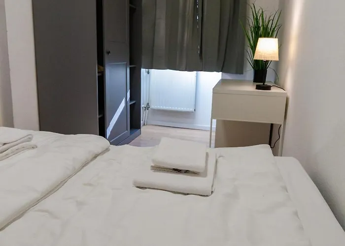 Apartment Helles Altbau-studio Nahe Yppenplatz & U6 *