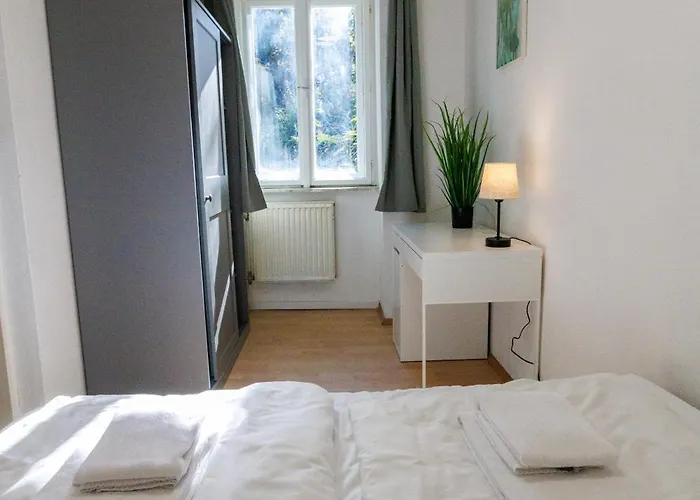Helles Altbau-studio Nahe Yppenplatz & U6 *